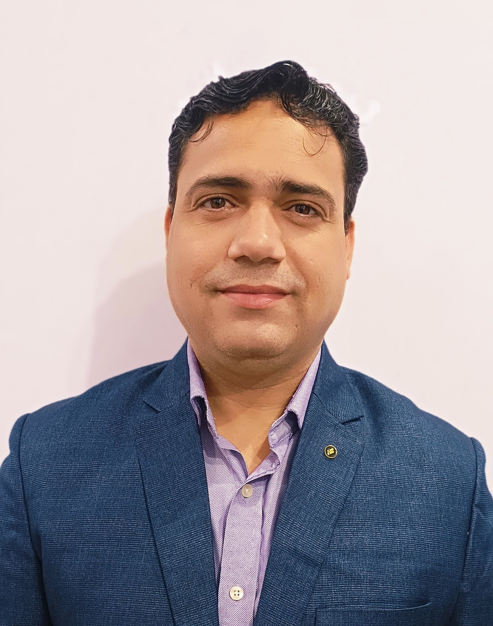 Ravinder Bhatt - Hardware and Web Development Expert at FICA